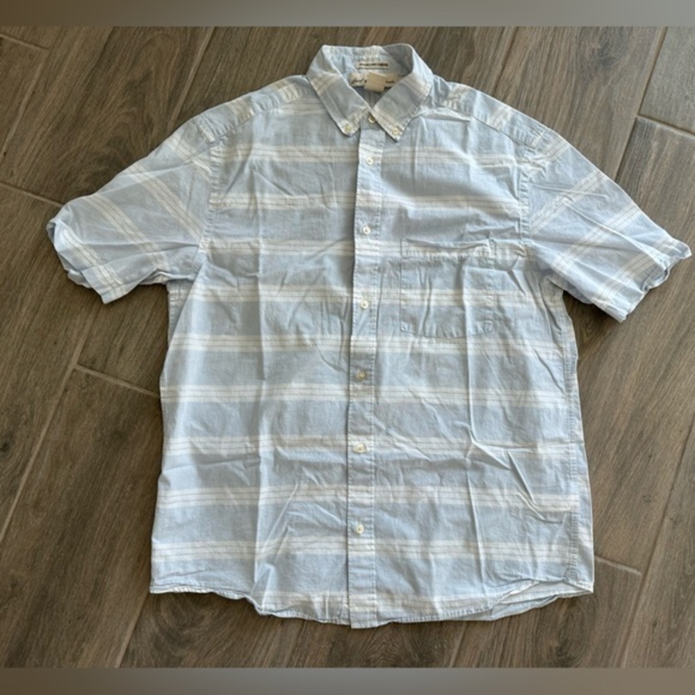 H&M LOGG Men’s short sleeve patterned button down